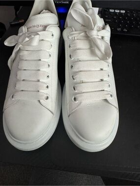 Alexander McQueen White Leather Low-Top Sneakers